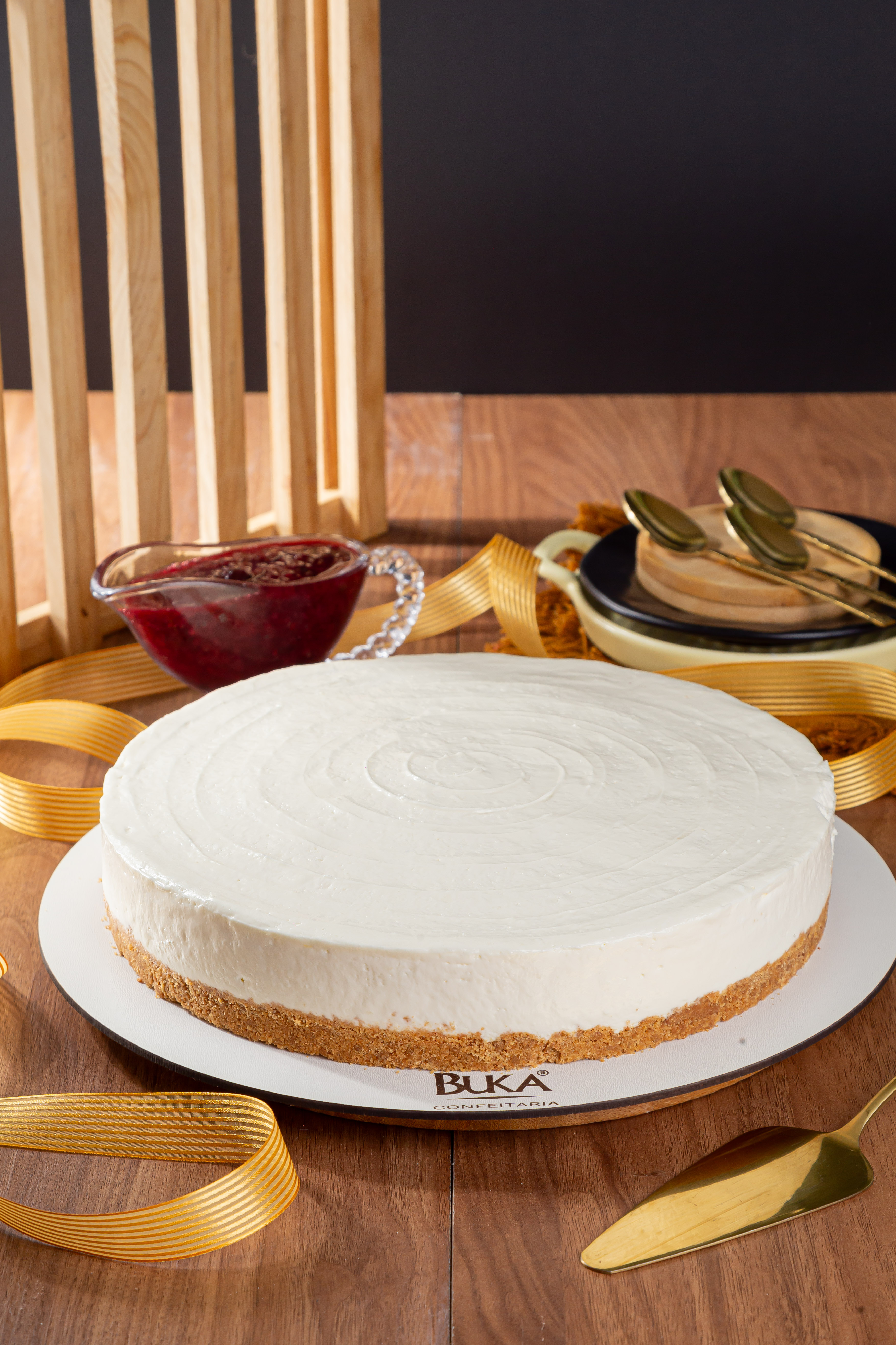 Cheesecake com geleia de frutas vermelhas